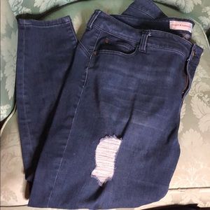 Plus size jeans distressed